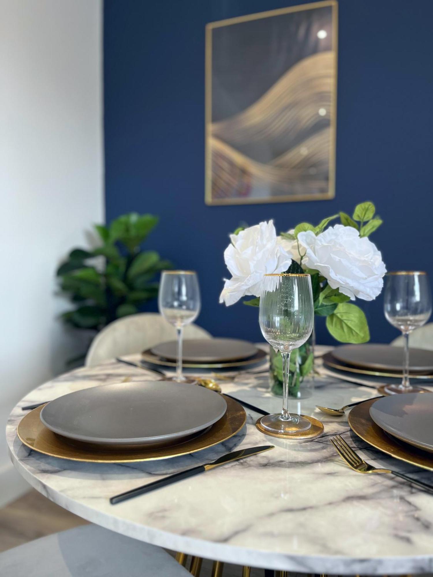 Luxury Norwich City Centre Apartment - Free Parking Екстериор снимка