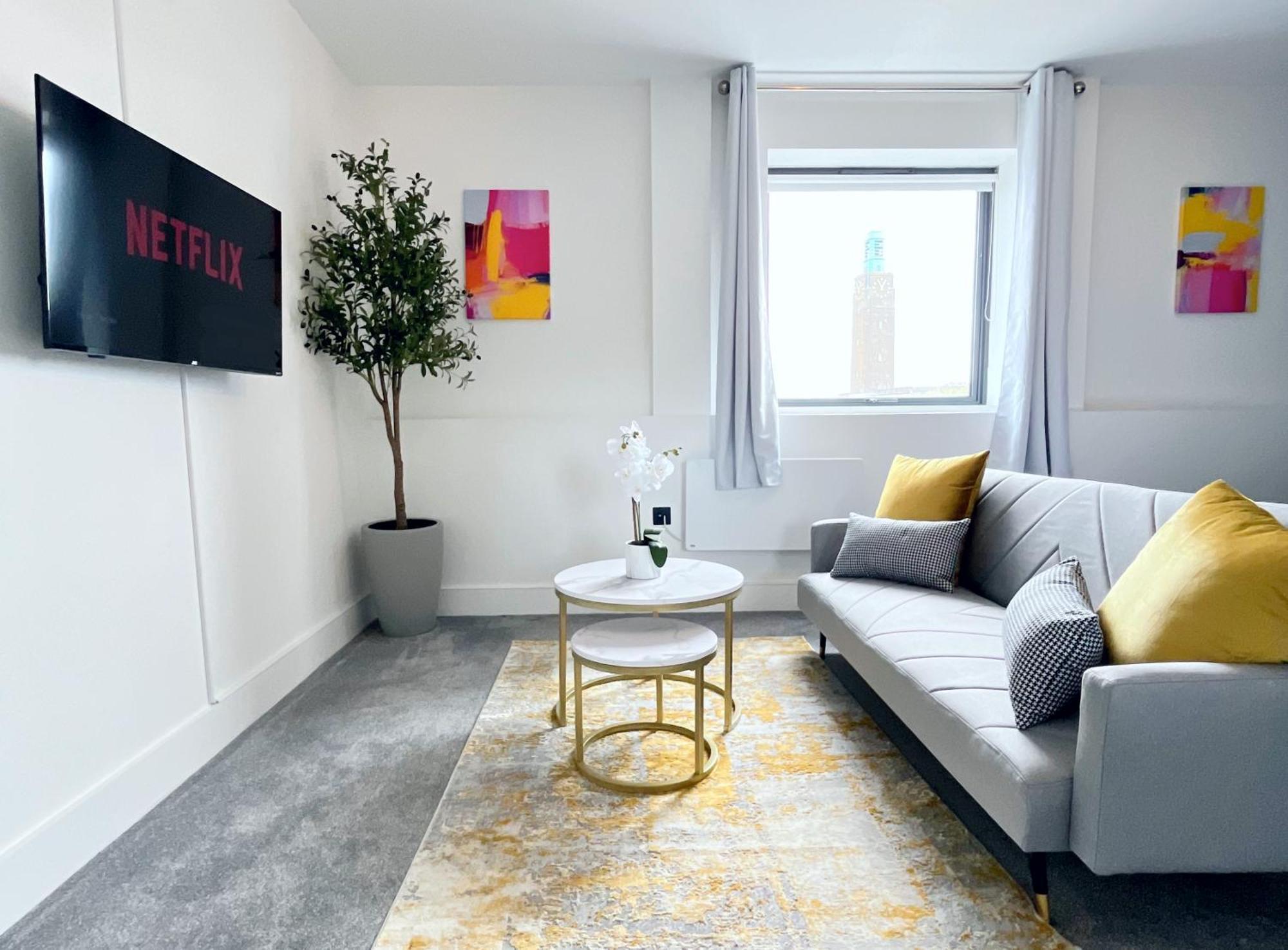 Luxury Norwich City Centre Apartment - Free Parking Екстериор снимка